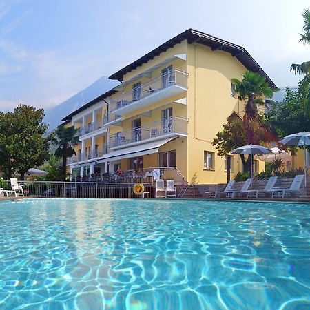 Hotel Casa Serena マルチェージネ エクステリア 写真