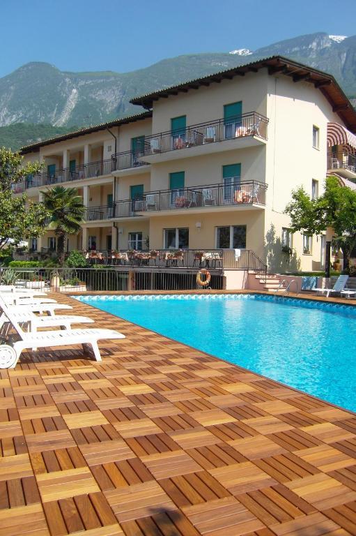 Hotel Casa Serena マルチェージネ エクステリア 写真